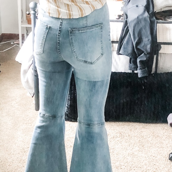 NWT Flare Jeans soft denim - Picture 3 of 11